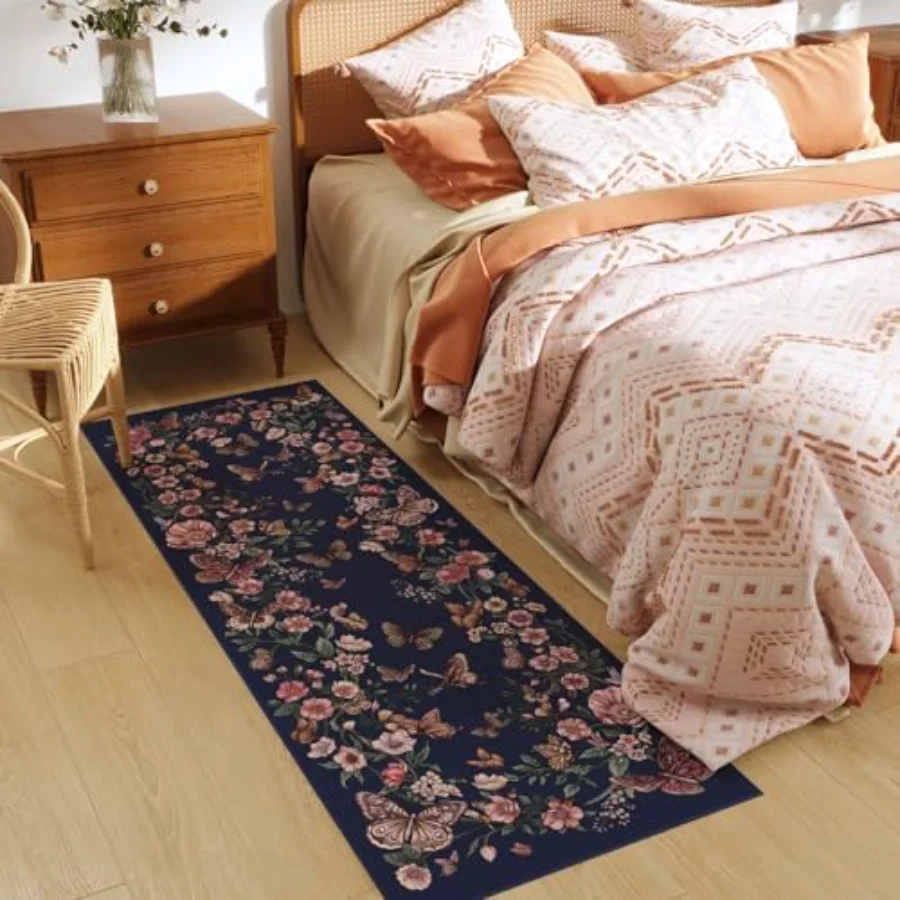 Floral Runner, Green 2'7" × 8', view 4