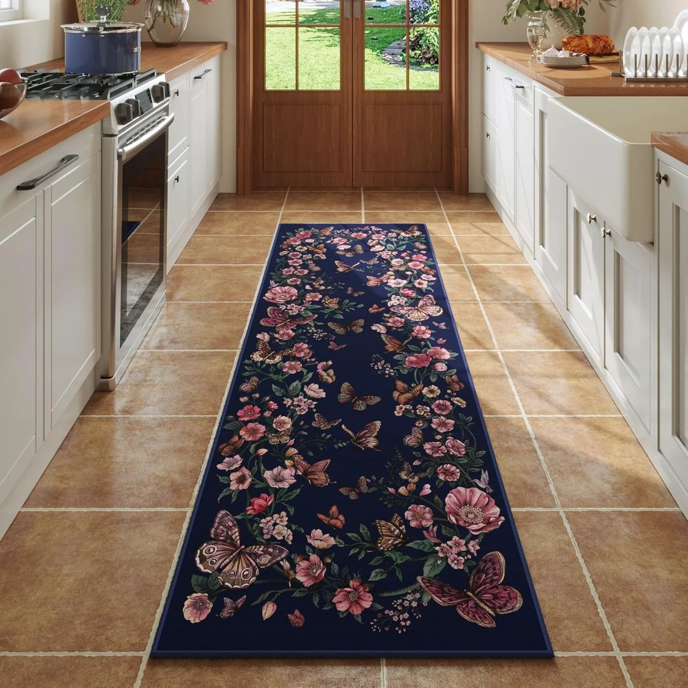Floral Runner, Blue 2'7" × 8'