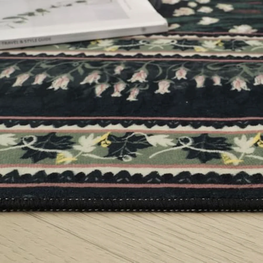 Abstract Area Rug, Green 3' × 5', view 5