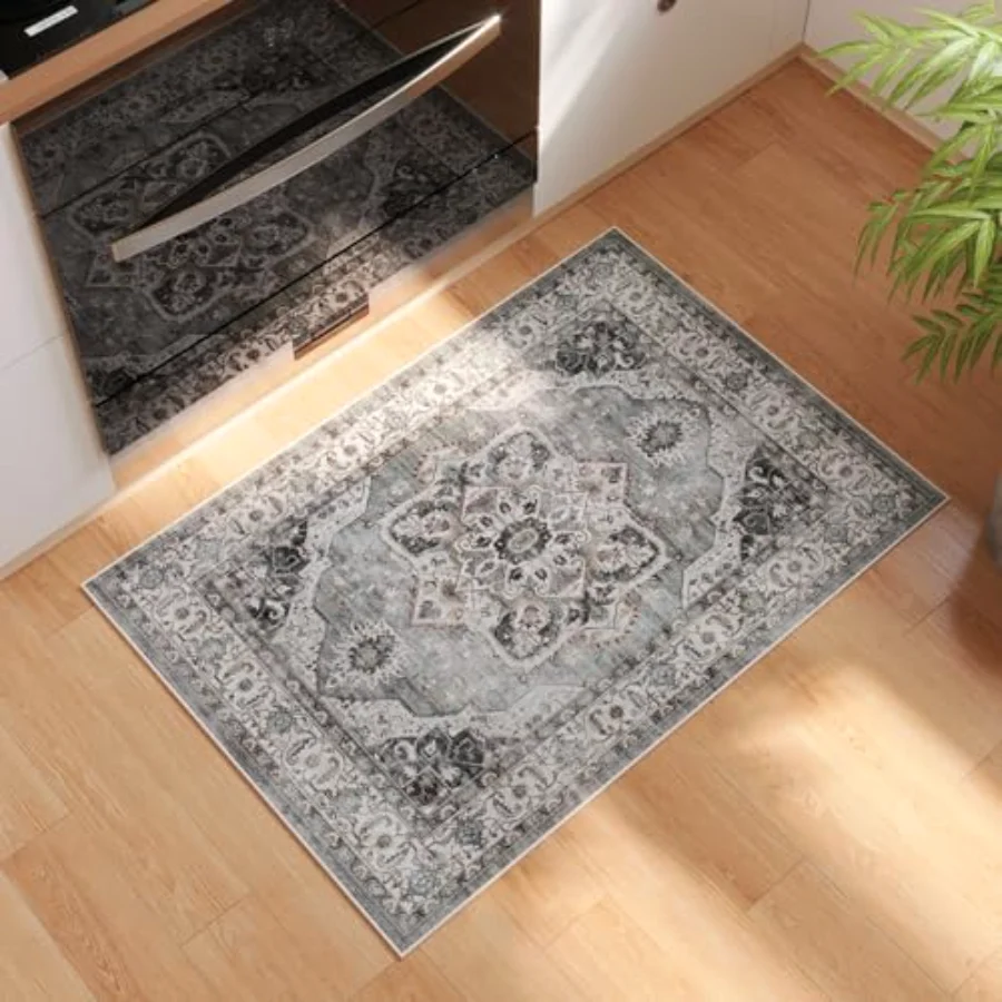 Medallion Runner, Ivory 2'7" × 8', view 3